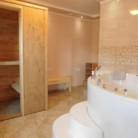 Edi - Captain's House *